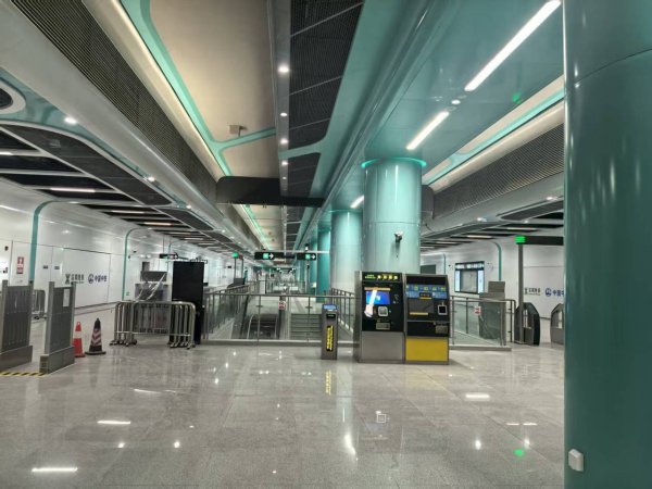 财聚配资 深圳11号线二期装修工程通过工程验收